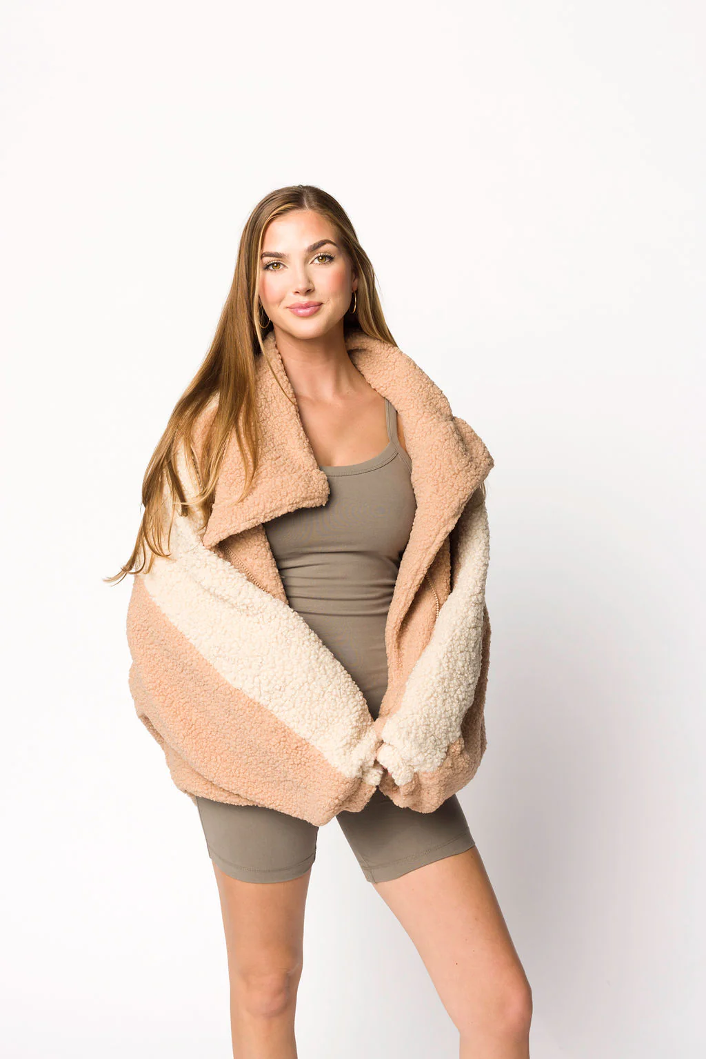 Luca Color-blocked Sherpa Jacket in Coconut Milk/Camel - Directfux