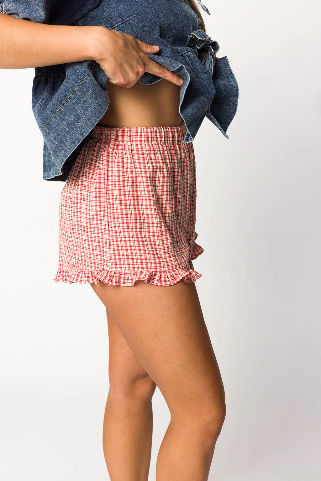 Georgia Gingham Ruffle Hem Shorts in Cherry Field - Directfux